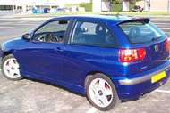 Photo de l'Ibiza Cupra Bleu impérial